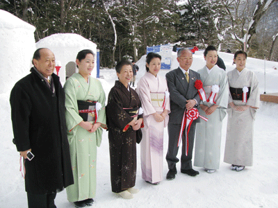 （右から3人目）斉藤文夫日光市長、（右から2人目）が伴弘美実行委員長