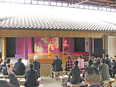 琉球武家屋敷が舞台の「ククル奏劇場」