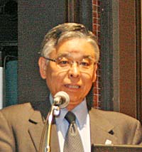 松山良一理事長