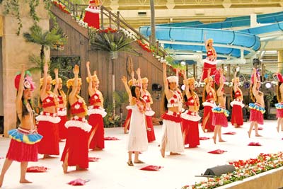 復興への初舞台をメンバー全員で披露