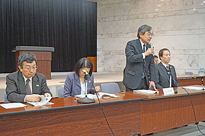 観光庁の3役が出席