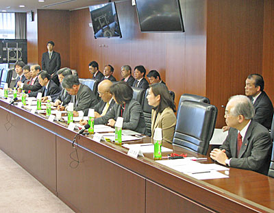 出席の検討委員