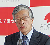 山田徹雄学長