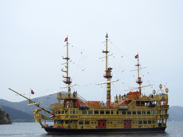 海賊船の船内で「謎解き&宝探し」 箱根観光船がイベント実施へ – 旅行