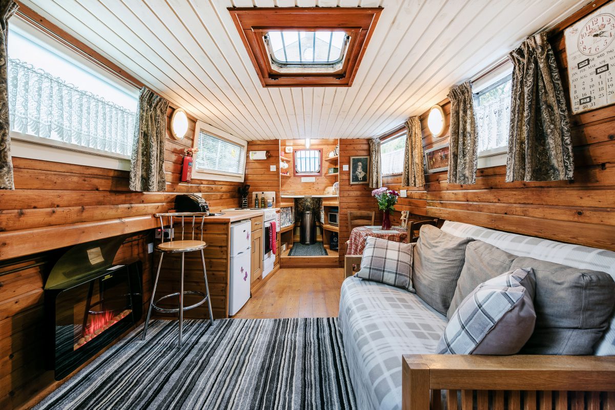 Airbnbホスト収益4兆円超え、28年にゲスト10億人目指す