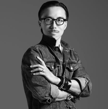 シンガポール政観、写真展に協賛