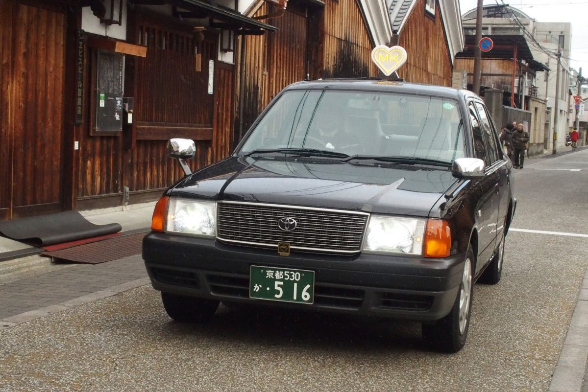 5800分の1台を探せ、エムケイがホワイトデーイベント始める