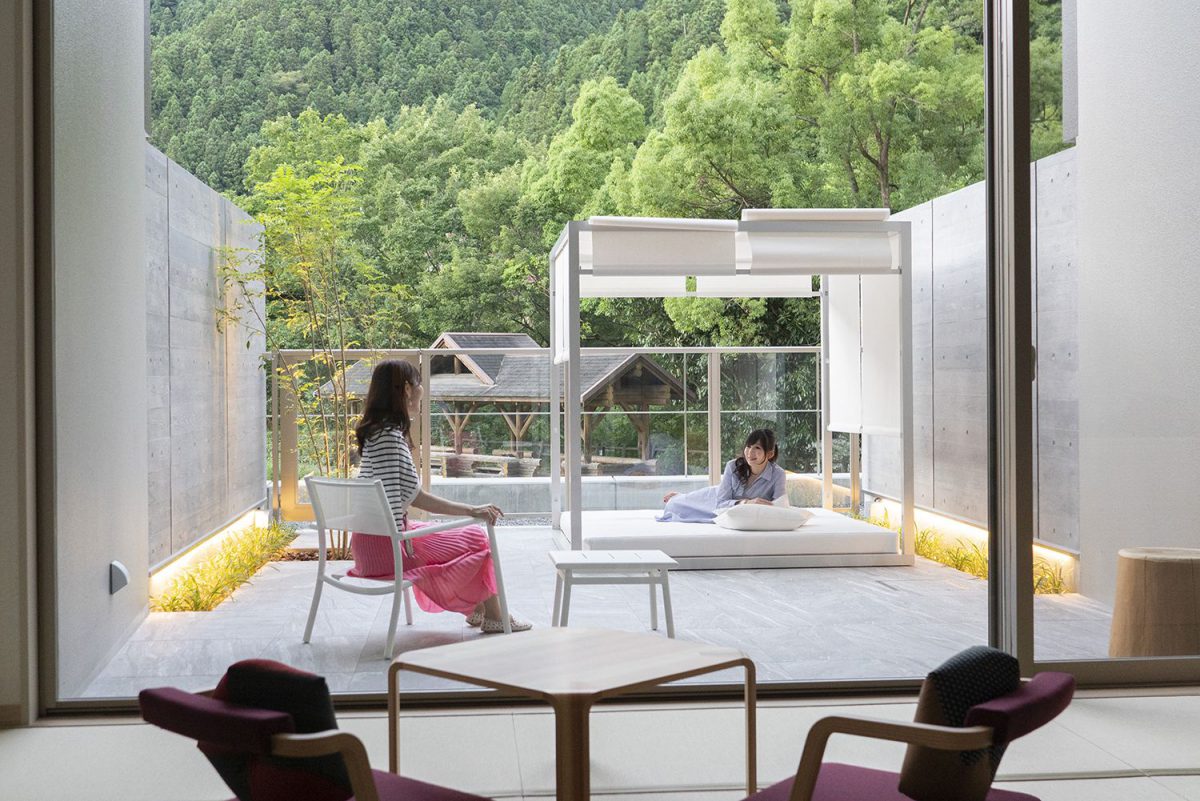 休暇村奥武蔵がグランドオープン　「ソト」で遊ぶホテルに