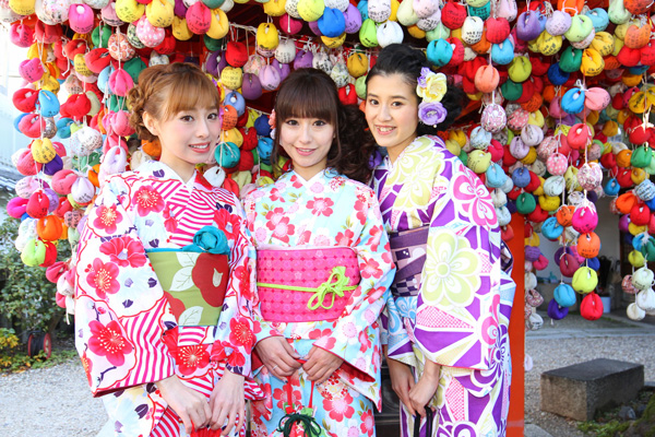 カフェ、着物レンタル、花魁体験が1カ所に集結　京都市東山