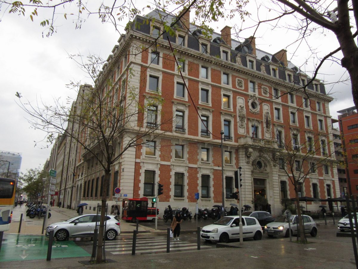 「街のデッサン（216）」マルセイユのポートツーリズム　都市港湾観光が次代の目玉