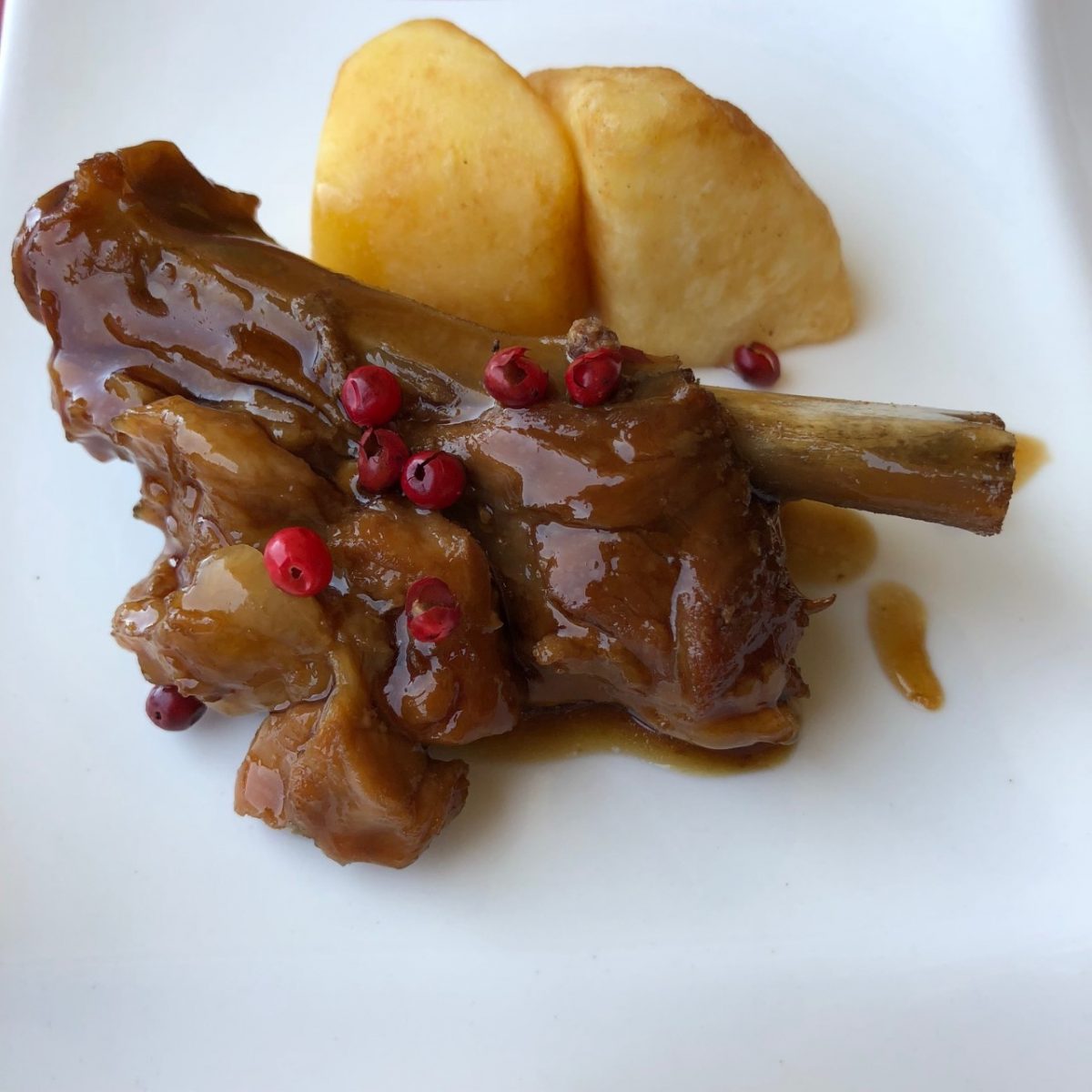 プリンスホテル、ご当地食再発見メニューを展開。地元の生産者が育てたご当地食材や、地元に根付いた食文化をメニューに