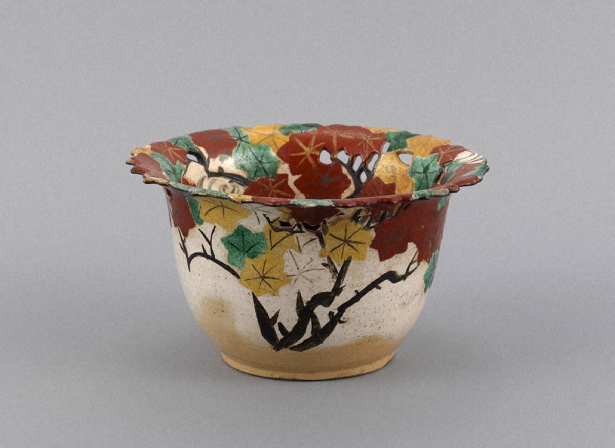 岡田美術館　特別展「花鳥風月　名画で見る日本の四季」の秋冬編 （後期）開始　葛飾北斎の「雪中鴉図」など展示