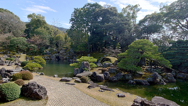 〈観光最前線〉ひっそりした京都を楽しむ