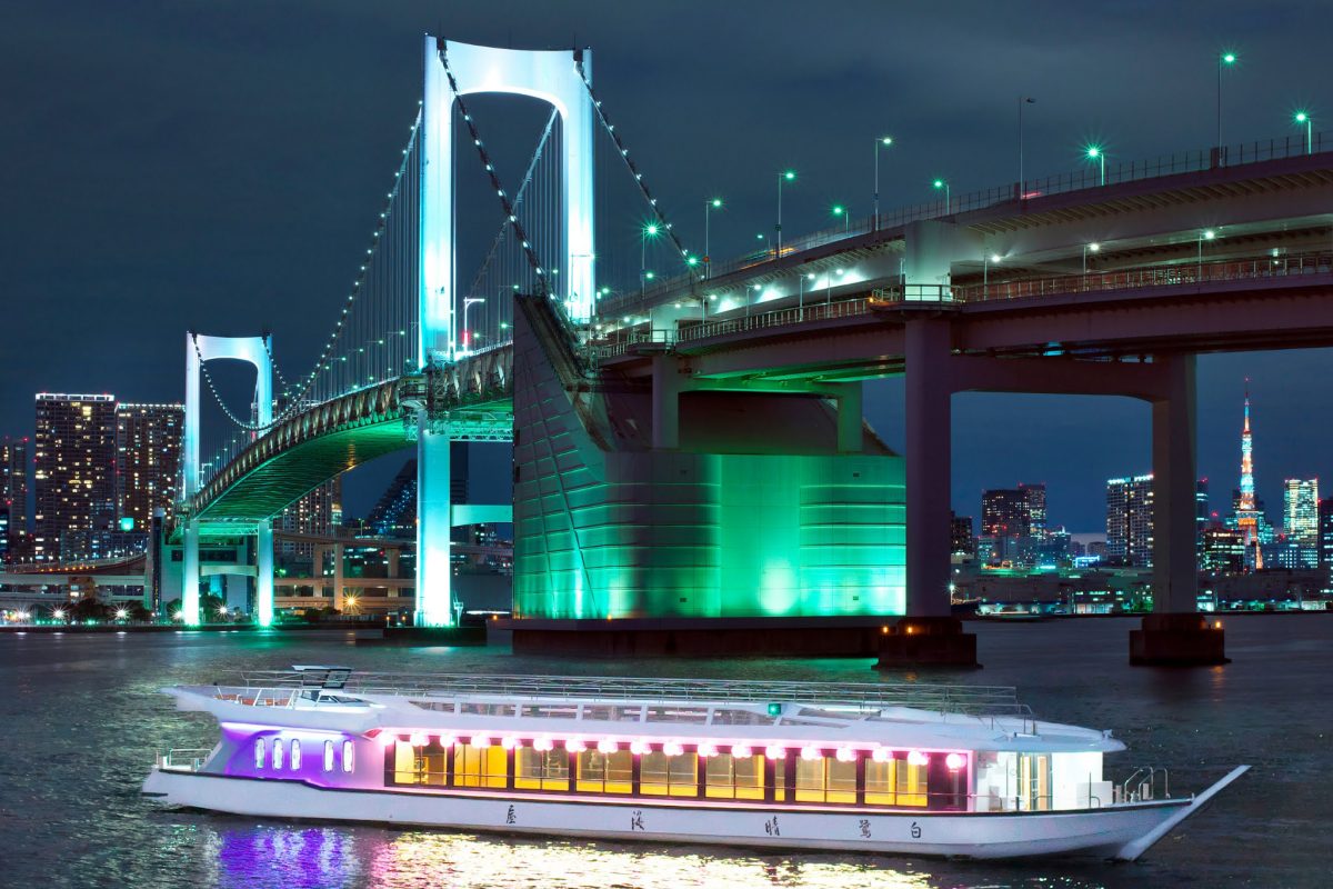 ヒルトン東京お台場　屋形船　晴海屋の乗船チケット付き宿泊プランを売り出す