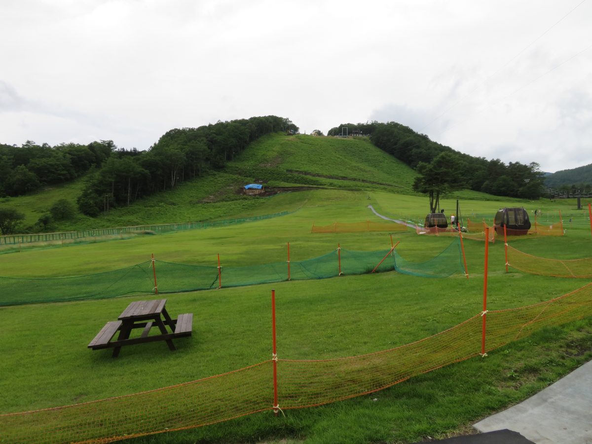 町長らが魅力アピール　草津温泉観光協会が現地で観光プロモーション