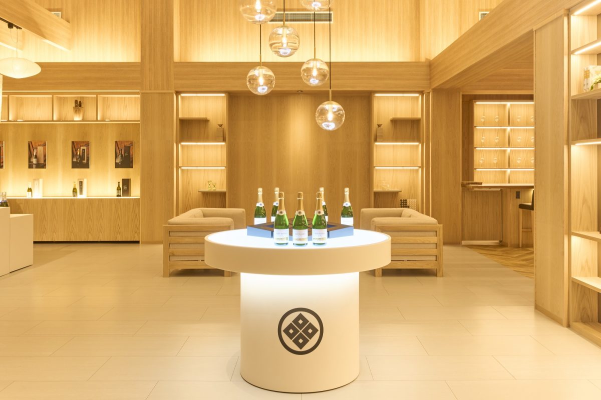 テイスティングルームと醸造研究所「SHINKA」開業　永井酒造