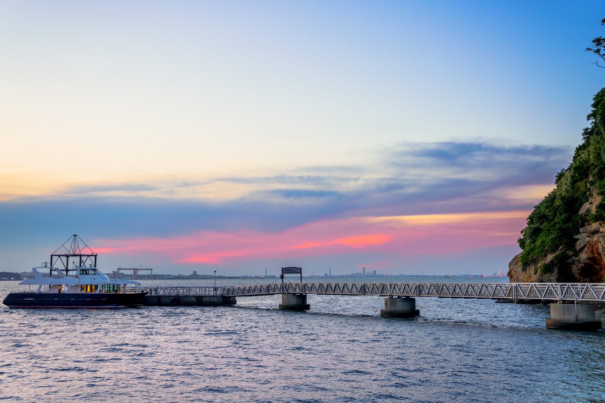 マジックアワー（夕暮れ）を横須賀・猿島で　9月まで特別なイベントを開催