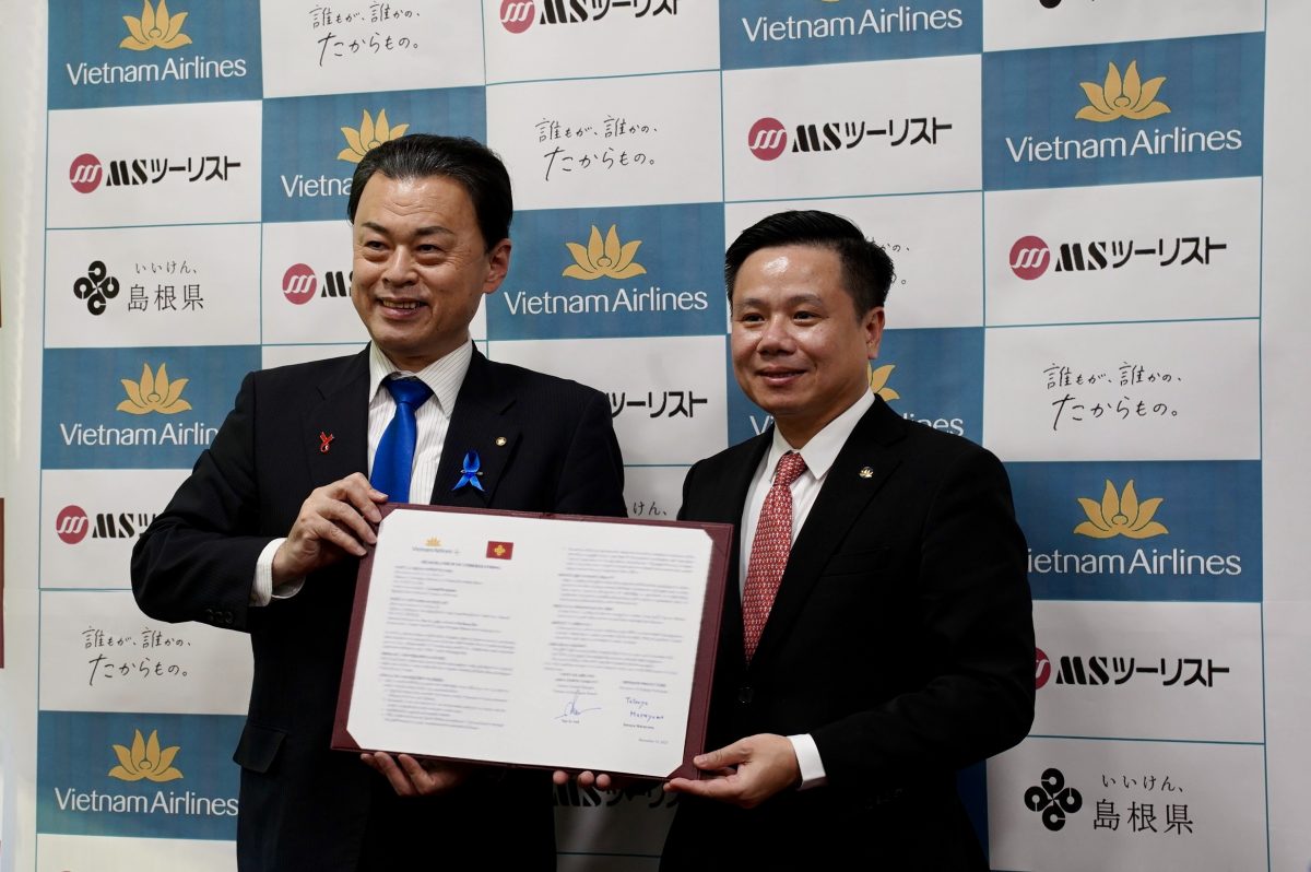 島根県とベトナム航空　定期便就航に向け覚書