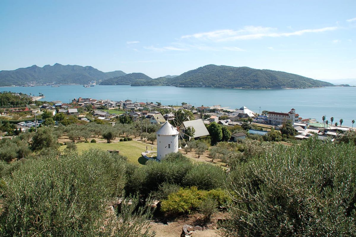 国立公園指定90周年の記念日・3月16日　小豆島・内海湾沿いの町並みをON・ガスウォーキング　参加者募集中