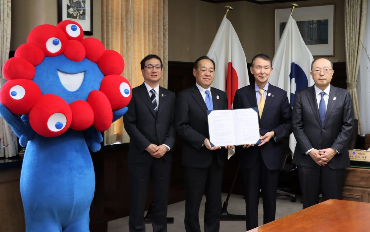 「空飛ぶクルマ」実用化へ連携協定　和歌山県とIHIなど4者で