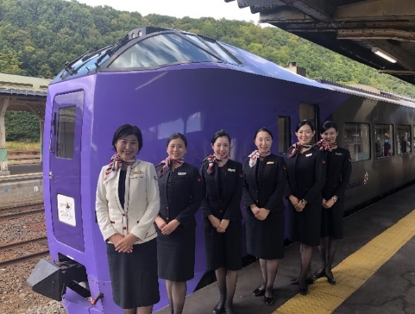 JALアンバサダーと特別貸切列車で秋の北海道をめぐる　ジャルパックがツアー販売