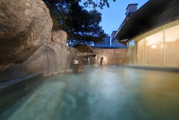 第22回「あなたが好きな露天風呂のある宿」 水明館が2年ぶり首位に、3年連続 トップ3は不変